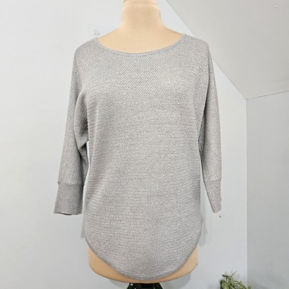 Design365 Metallic Gray Knit Scoopneck Tunic Sweater Size Large - Picture 1 of 9